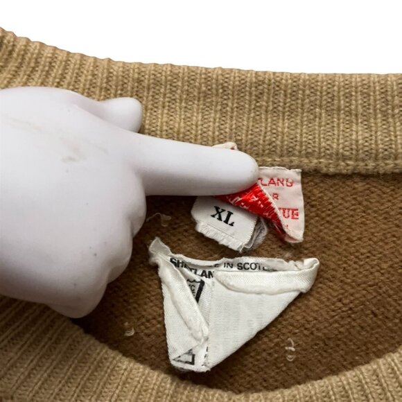 Saks Fifth Avenue Sweater Womens XL Crewneck Wool Made in Scotland Beige Vintage - Picture 4 of 4